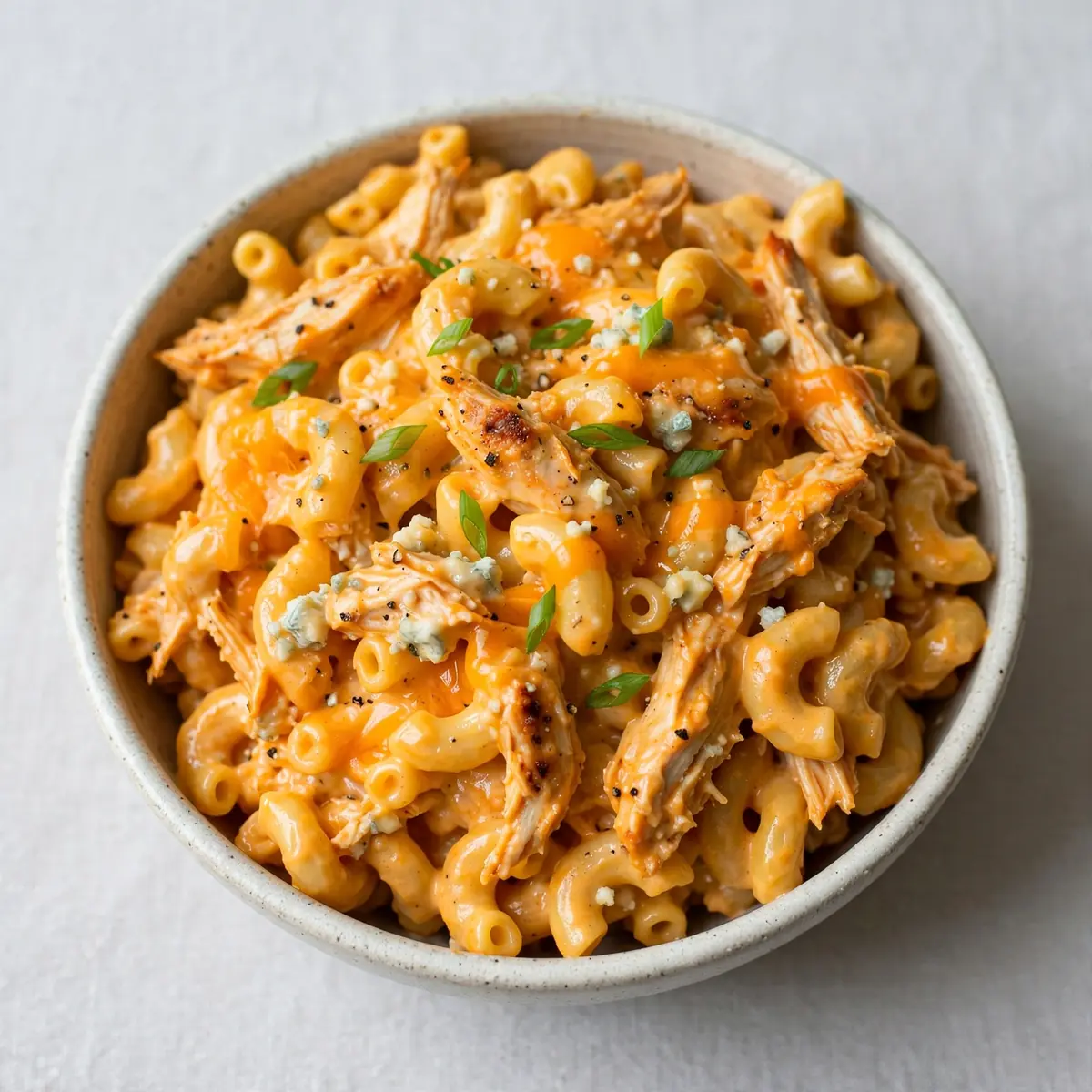 Restaurant-Würdiges Cremiges Buffalo Chicken Mac and Cheese
